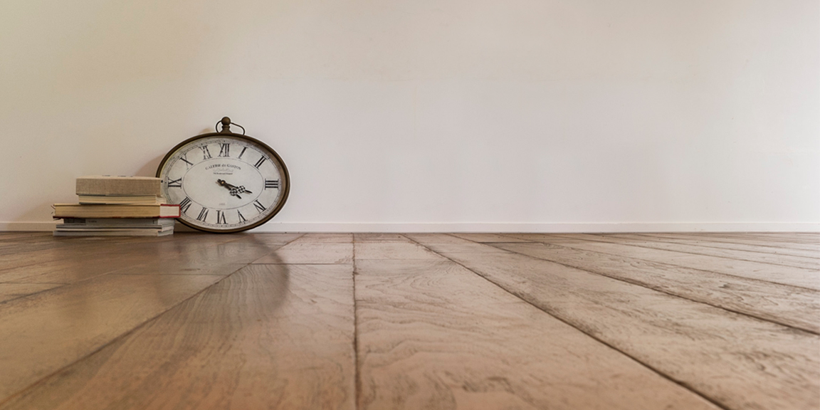 ビンテージ加工のフローリングイメージ